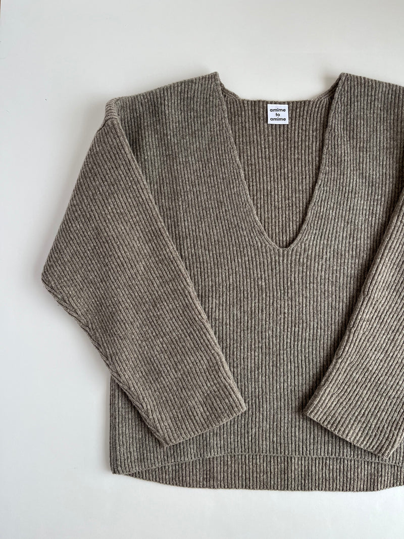 Spondish wool V-neck knit